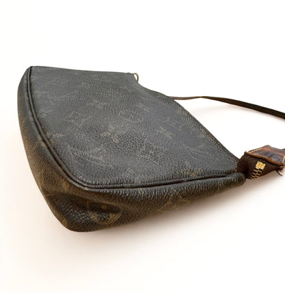 Louis Vuitton Pochette Accessoire Bag