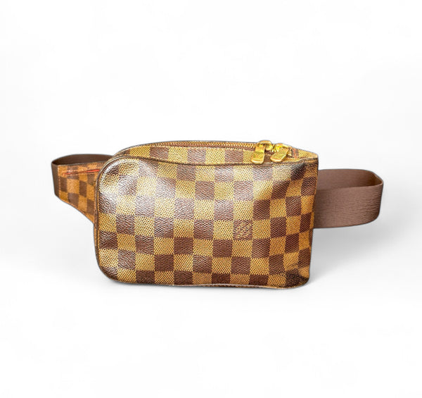 Louis Vuitton geronimo sling bag