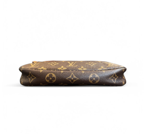 LOUIS VUITTON POCHETTE ACCESSORIES
